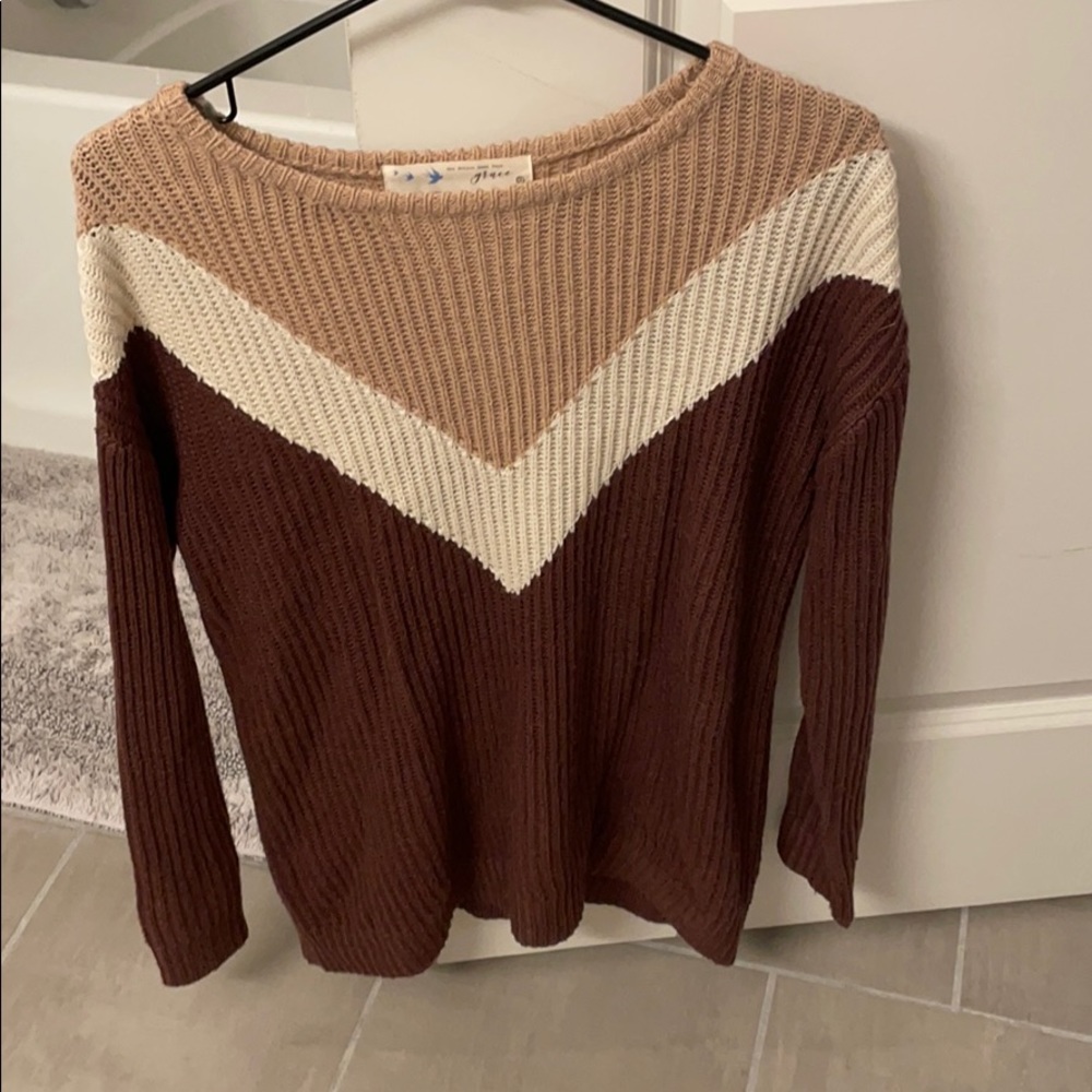 Small knit colorblock sweater